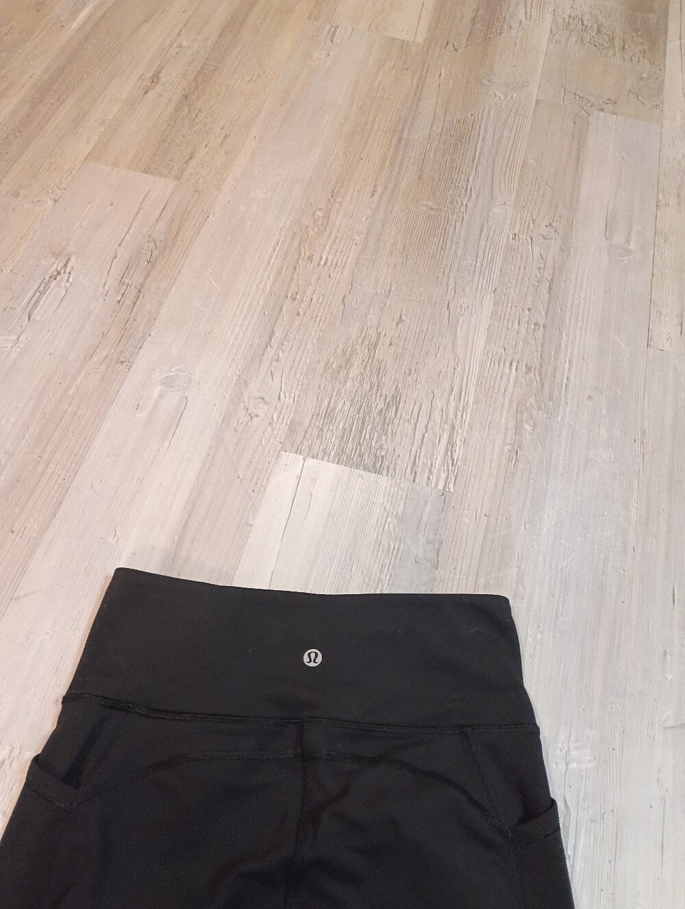 Lululemon - Picture 6 of 6